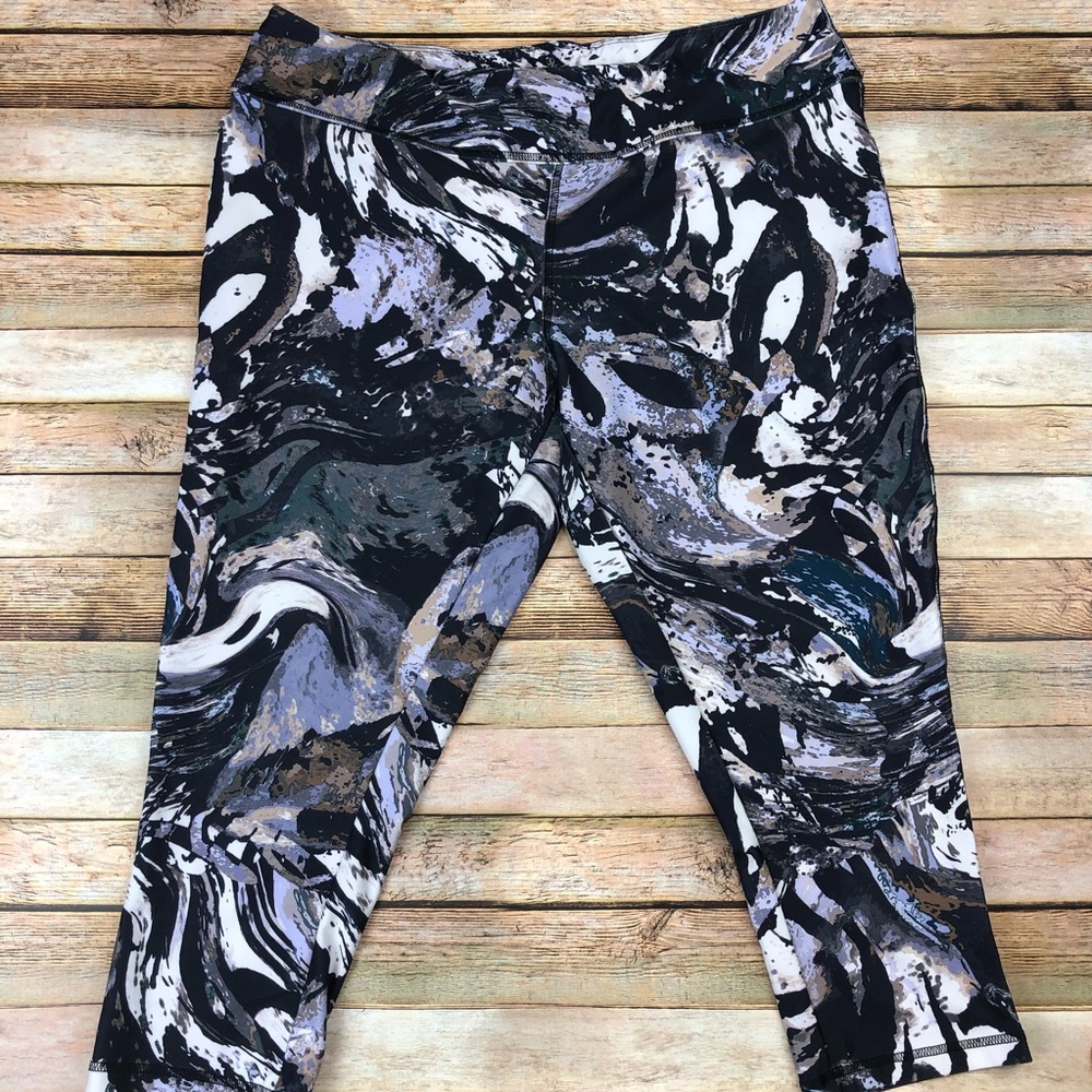 Simply Vera VERA WANG Simply Breathe Capri Legging - Picture 1 of 4